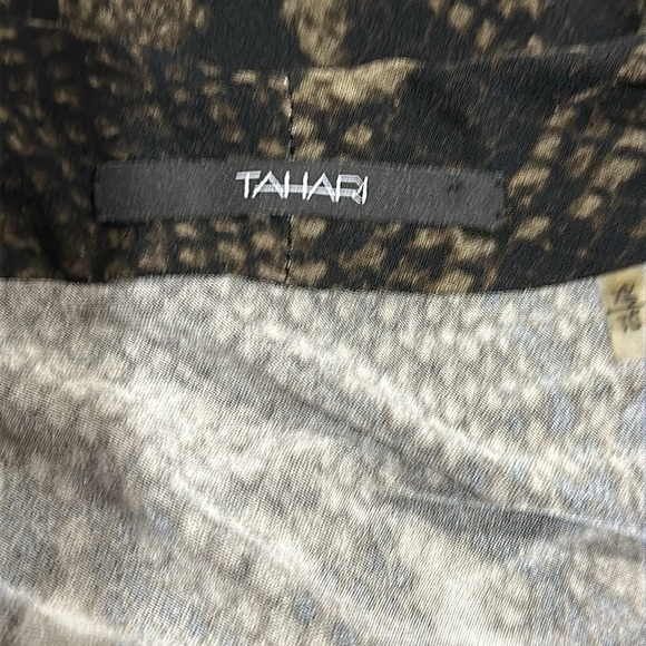 Tahari Women's Snakeskin Print Faux Wrap Dress Knee Length Party Size XL - EUC - Picture 5 of 7